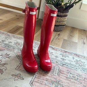 Red Hunter boots great condition size US eight EU 9